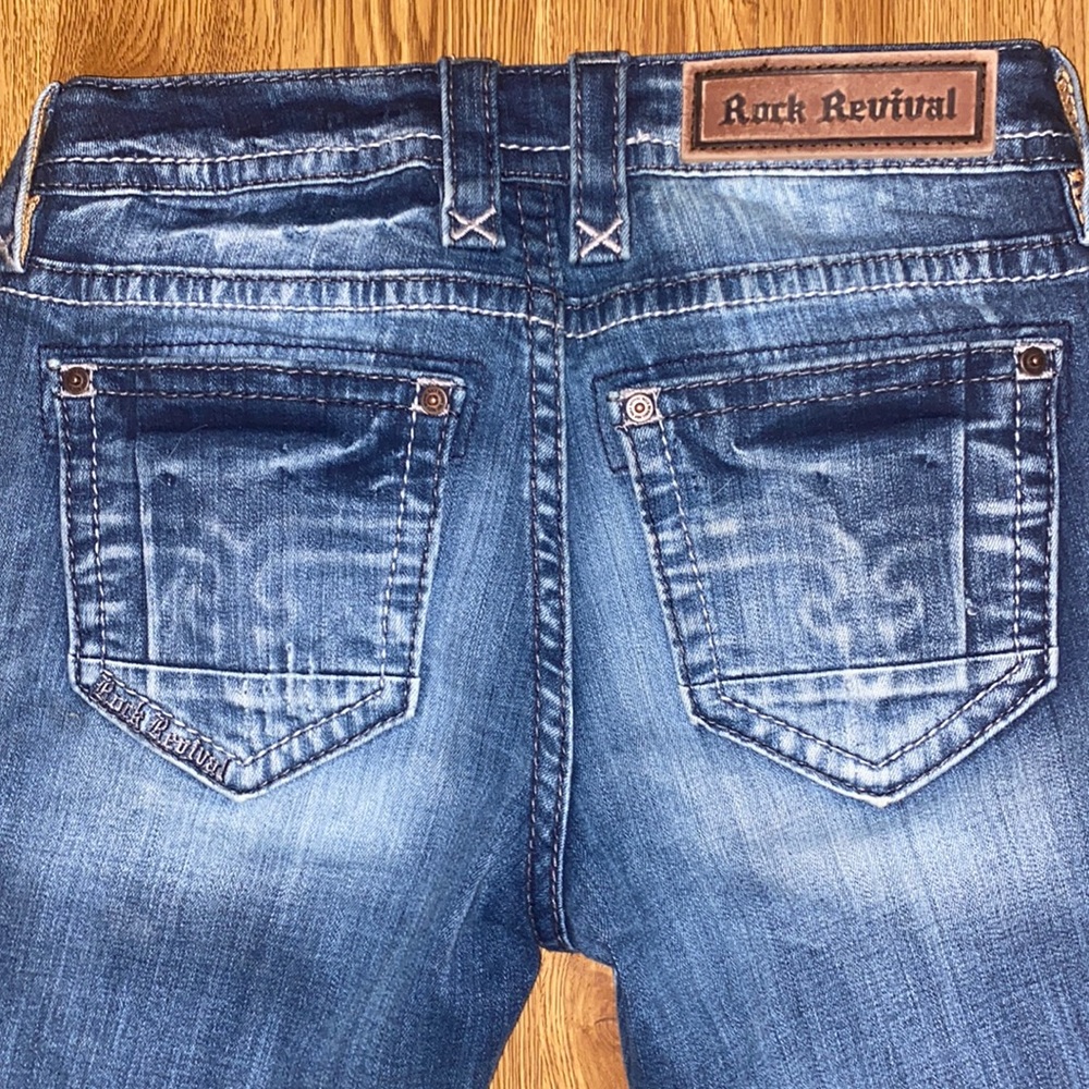 Rock Revival mid rise muna skinny jeans sz 26